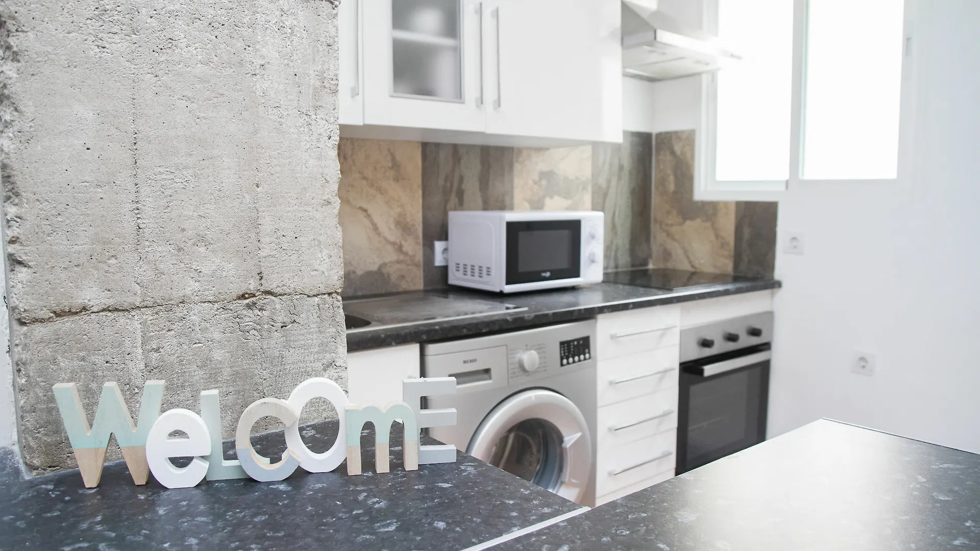 Apartment Calle Hernan Ruiz - Very Spacious Malaga